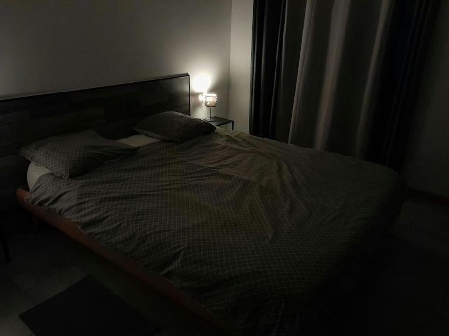 Appartement Spacieux &Tres Calme. Spacious & Very Quiet Apartment. Carros Extérieur photo