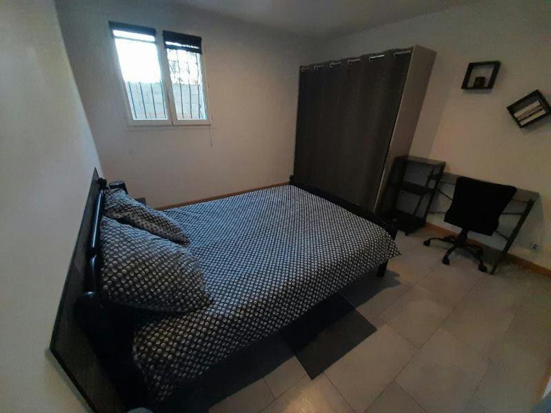 Appartement Spacieux &Tres Calme. Spacious & Very Quiet Apartment. Carros Extérieur photo